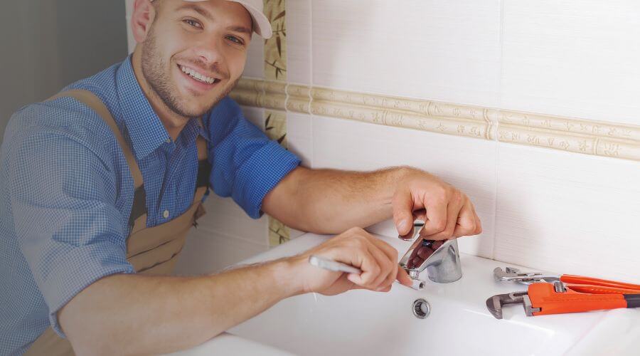 Handle or spout repair in Meraux, LA